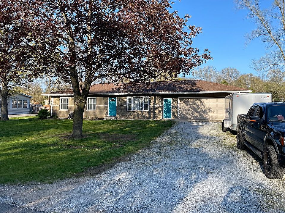1st image of 2901 E Algonquin Dr