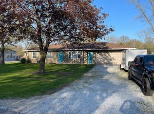 2901 E Algonquin Dr, Benton Harbor, MI 49022