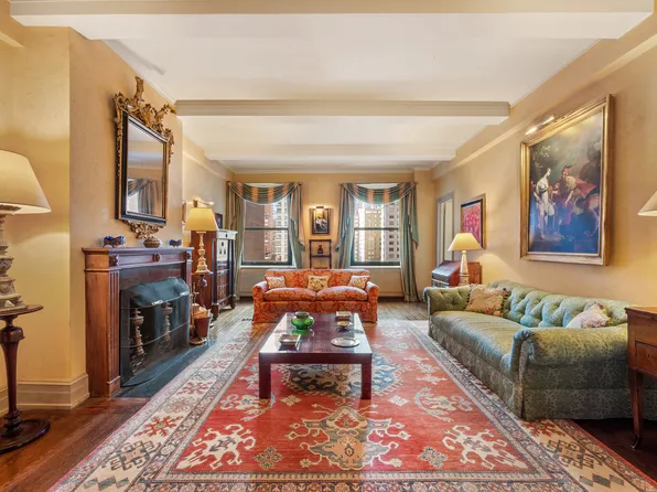 215 East 72nd Street image 1 of 14