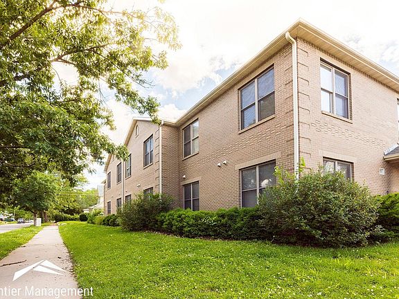 3rd image of 901 Moro St #4487975