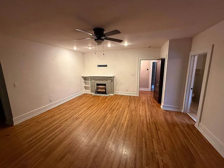 1414 S Carson Ave — Photo 17