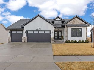 306 Dogwood Ln, Tiffin, IA 52340