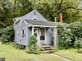 19 Lake Rd, Fleetwood, PA 19522