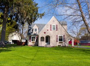 450 S Hamilton St, Painted Post, NY 14870