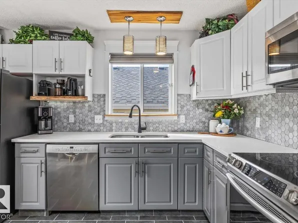62 La Costa Fairway Close, Stony Plain, AB T7Z 2A5