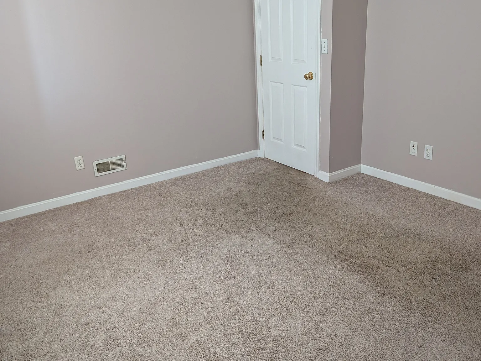 2 bed, 1163 sqft, $1,100 — Photo 2