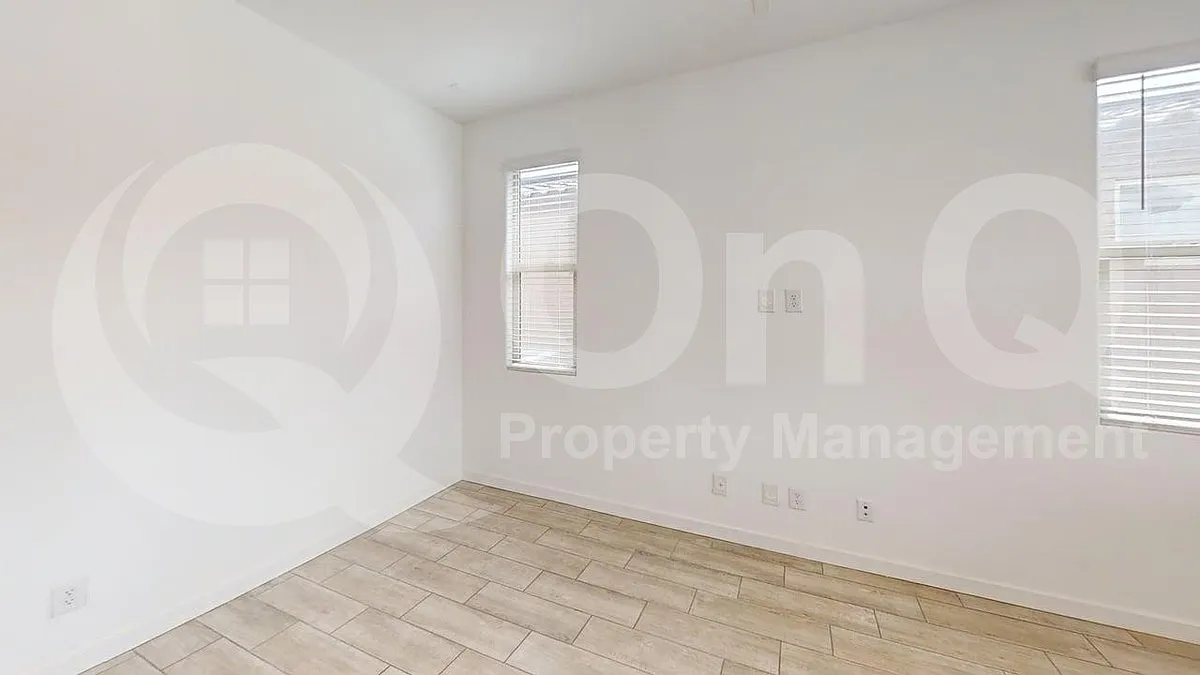 Studio, 4.0 bath, 2546 sqft, $2,599 — Photo 3
