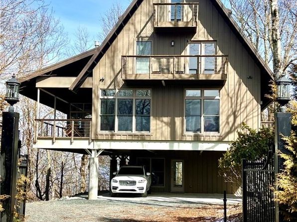 304 E. Rocky Top Trail, Seven Devils, NC 28604