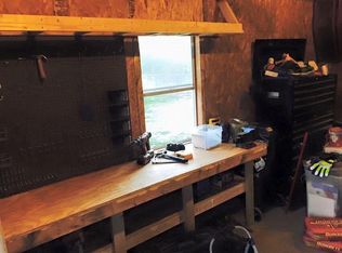 116 S Cambridge St, Hubert, NC 28539