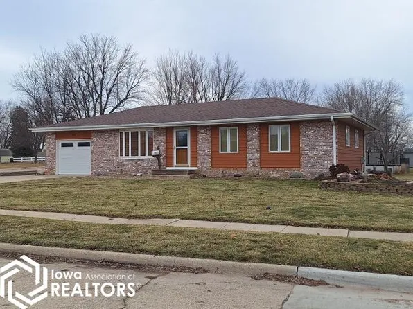 122 W Todd Ter, Carroll, IA 51401