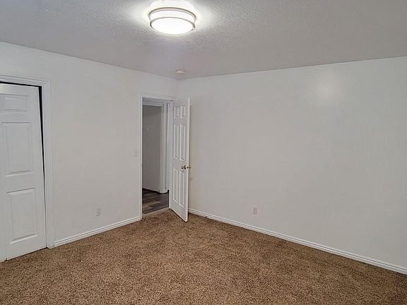 4th image of 548 N 880th St E #548