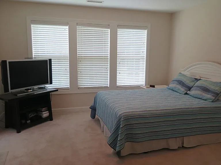 3645 Edgemont Dr #0 — Photo 9