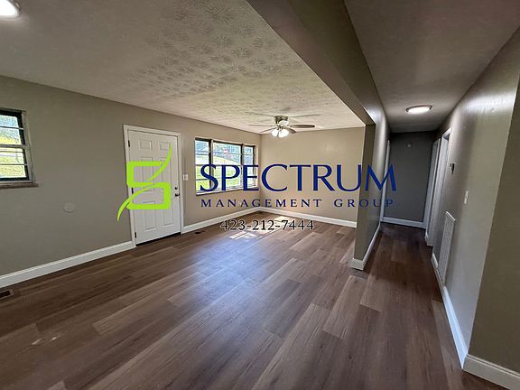 3rd image of 1716 Elm St