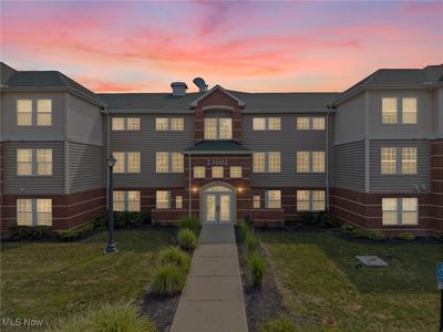 23002 Chandlers Ln APT 224, Olmsted Falls, OH, 44138