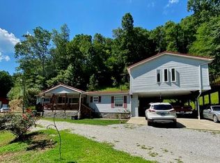 65 Cornette Rd, Pikeville, KY 41557