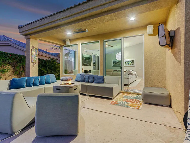67361 N Laguna Dr — Photo 24
