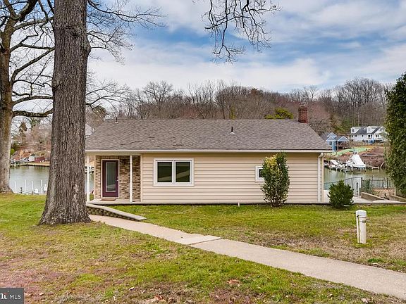 3rd image of 8139 Bodkin Ave