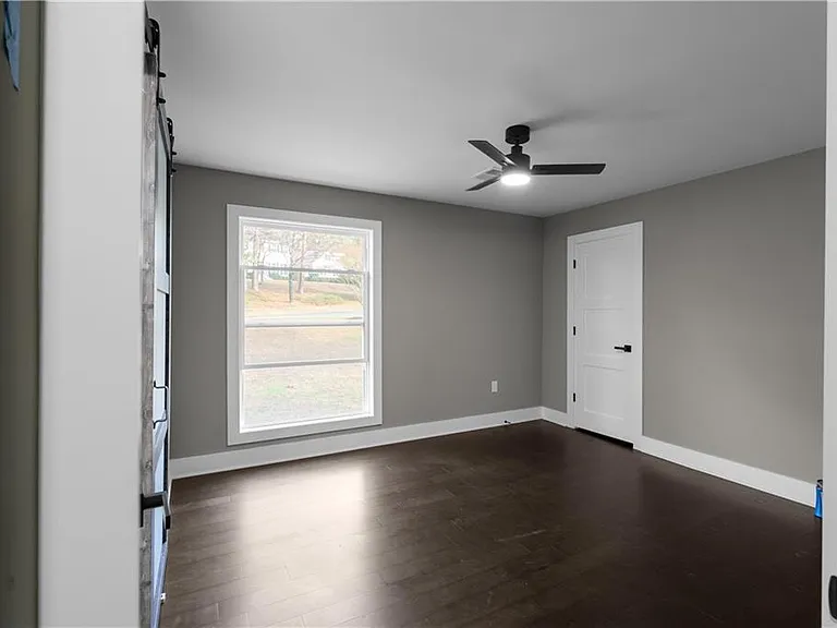 7530 Spalding Ln — Photo 23