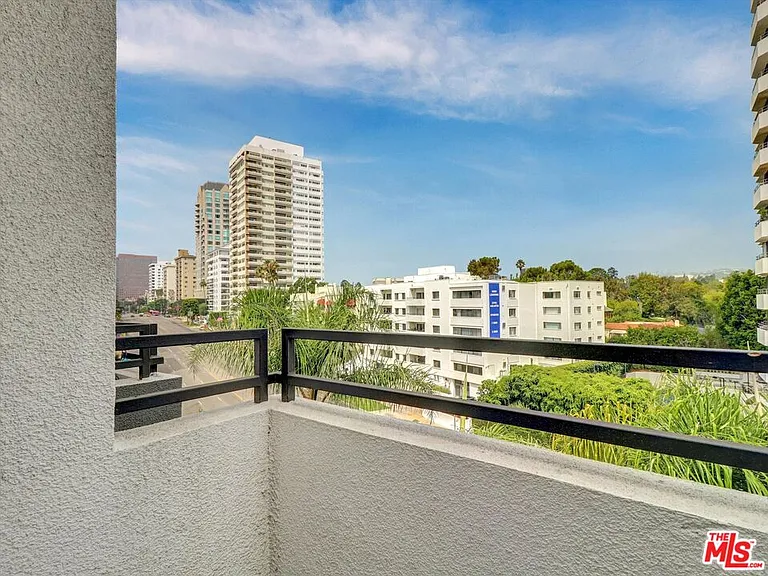 10601 Wilshire Blvd #533 — Photo 18