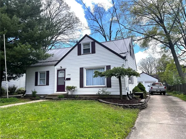 1798 Maplewood St NE, Warren, OH 44483