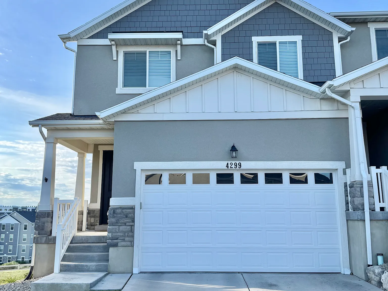 4 bed, 2387 sqft, $2,600 — Photo 1