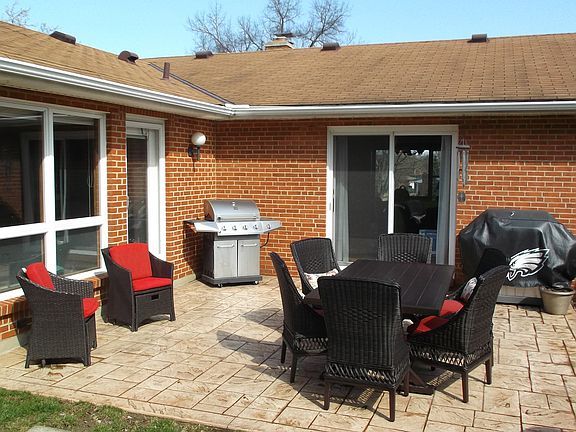 5th image of 6515 Minnewaukan Dr