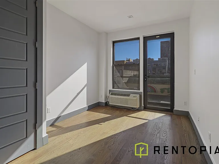 855 De Kalb Ave #401D — Photo 7