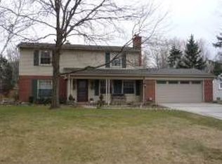 32223 Farmersville Rd, Farmington Hills, MI 48334