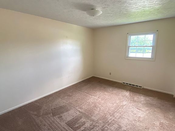 4th image of 851-857 W Smithville Western Rd #2B-1BA-840SQFT