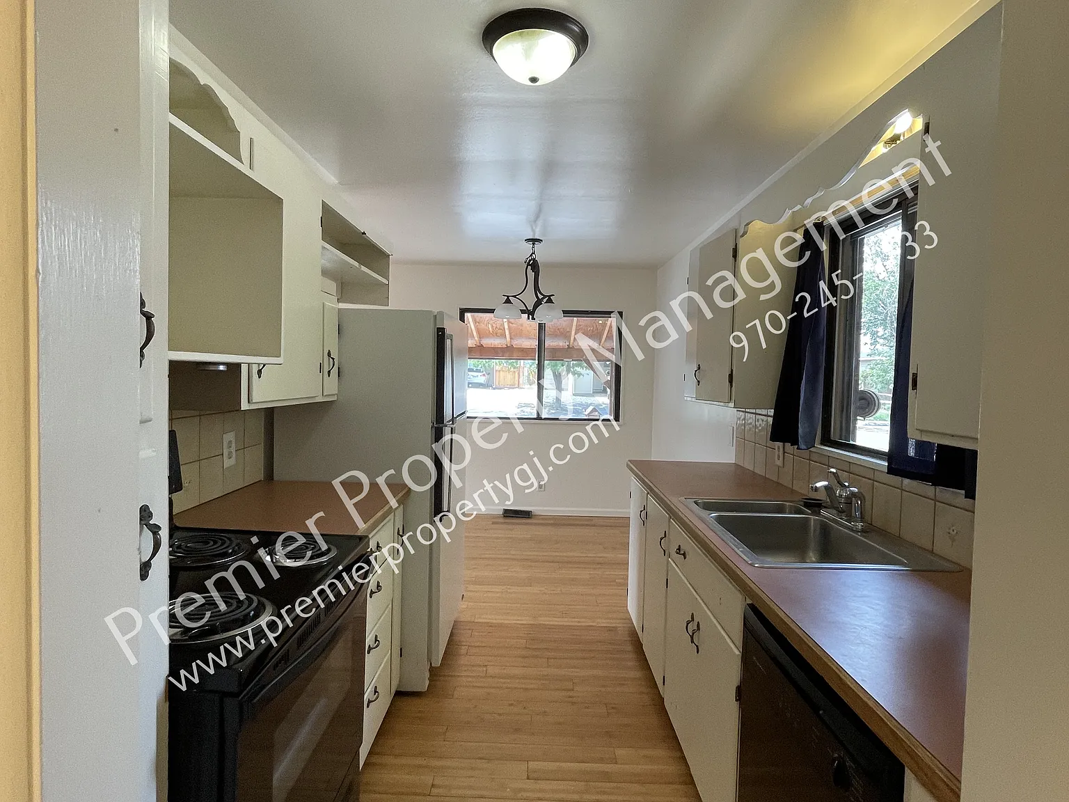 5 bed, 2.0 bath, $2,300 — Photo 2