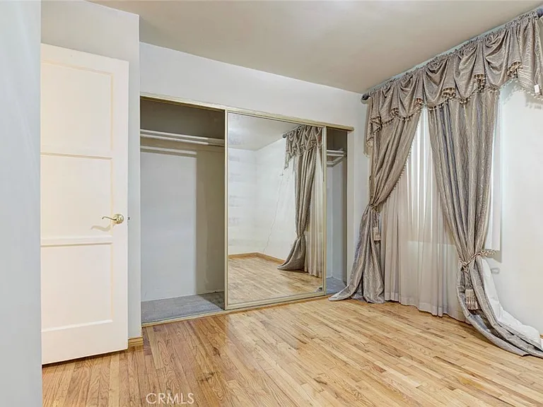 6149 Case Ave — Photo 16