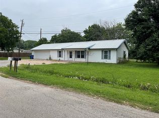 400 N Angelina St, Whitney, TX 76692