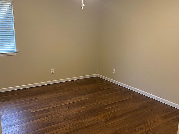 2nd image of 27 Woodbriar Dr