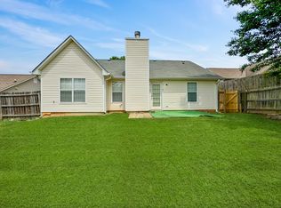 10623 Pine Forest Ln, Jonesboro, GA 30238