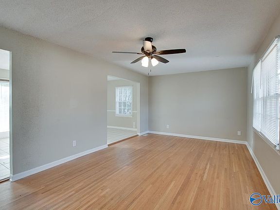 3rd image of 4602 Broadmeadow Ln NW