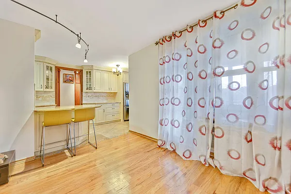 Sold by ListingMule LLC | media 22