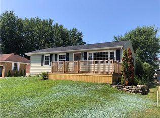 169 Harding Rd, Williamsville, NY 14221