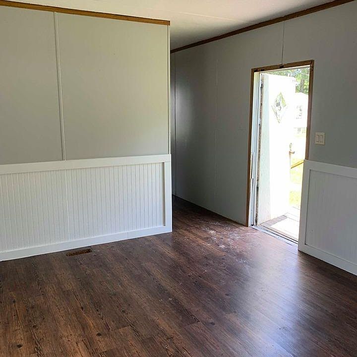 2nd image of 1107 Washington St Lot 17