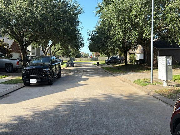 4th image of 3214 Travis Creek Way