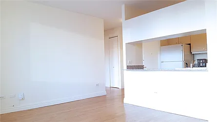 Rented by R New York