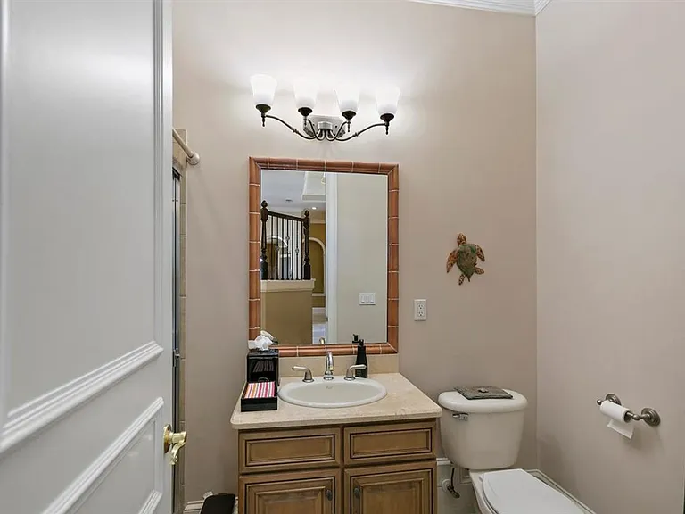 1321 Windsor Harbor Dr — Photo 24