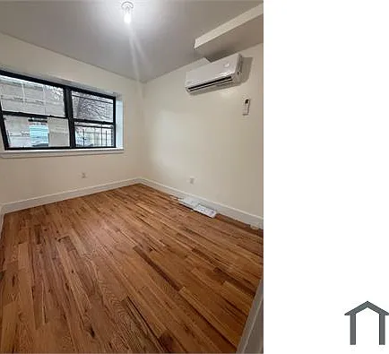 709 E 213th St #1A — Photo 1