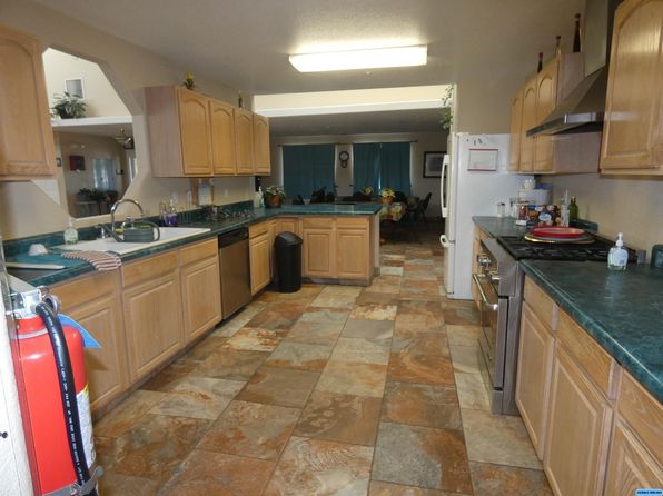 15 Fort Bayard Rd, Santa Clara, NM 88026