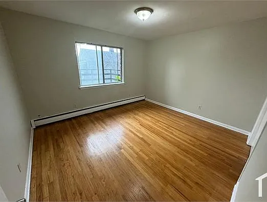 93 Mount Vernon Ave #8 — Photo 3