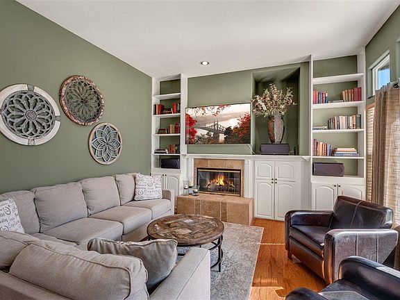 5th image of 1416 Casablanca Cir