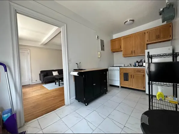 455 West 34th Street image 4 of 5