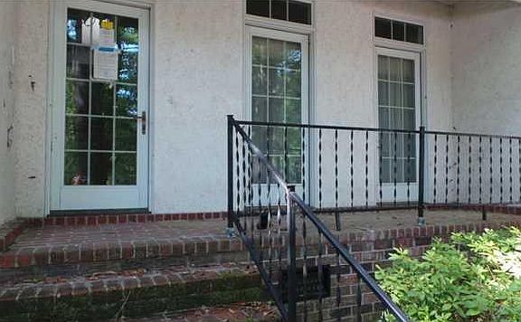 2nd image of 5208 Oak Cove Ln
