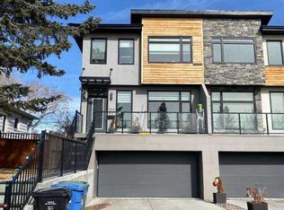 2312 S Westmount Rd NW, Calgary, AB T2N 3N6