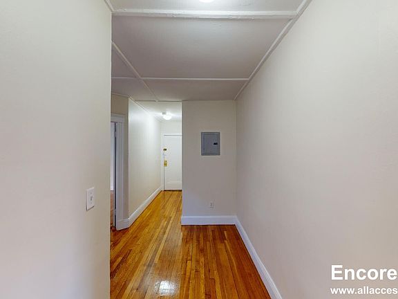 2nd image of 464 Commonwealth Ave #1111