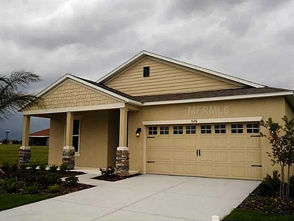 3rd image of 526 Haywood Ln
